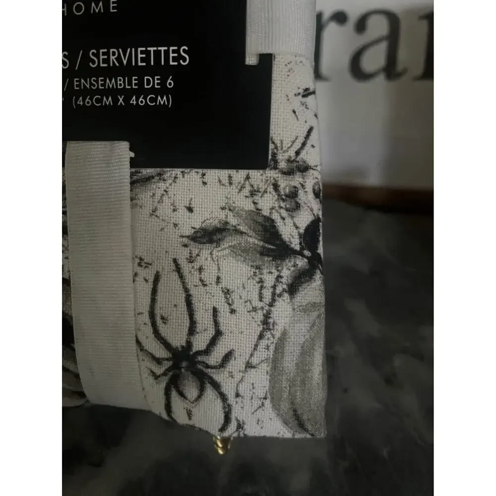 NWT Tahari Home Halloween Napkins (6) Black White Spooky Pumpkins Bats Spiders
